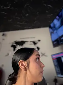 Isabella-Teen
