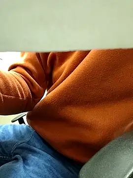RETURNOFTPNUTS webcam
