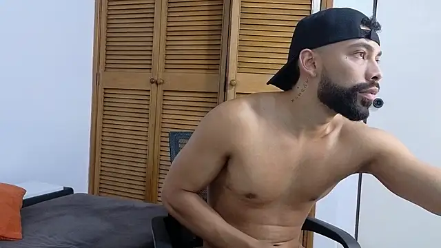 Blade_millerr webcam
