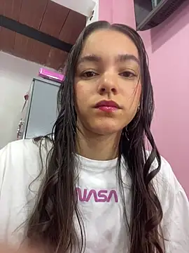 Mia-kalinfa webcam