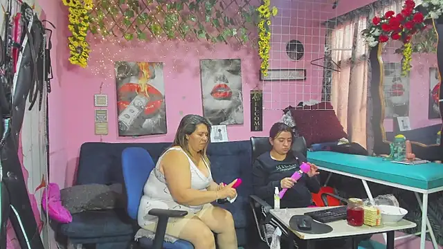 lesbiancuple webcam