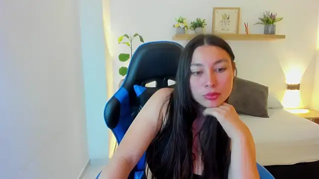 bella_99_ webcam
