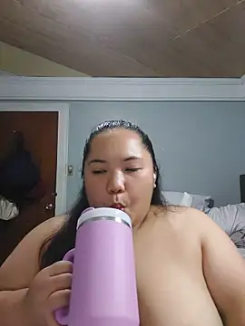 LianaCruzado webcam