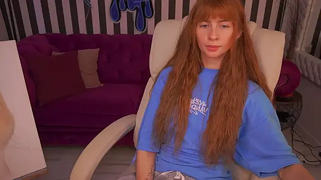 Nicol_Moonn webcam