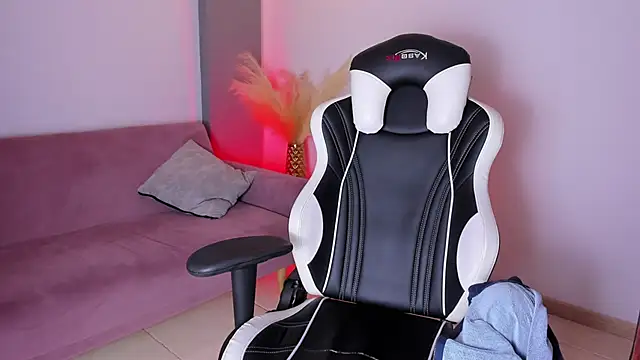 Lunaa_XXX webcam