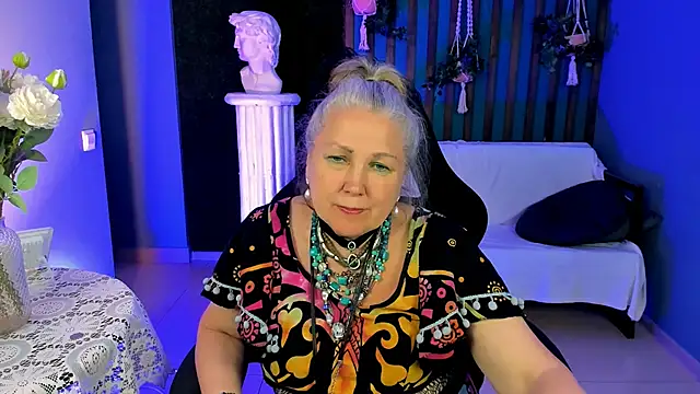LilaMaharani webcam