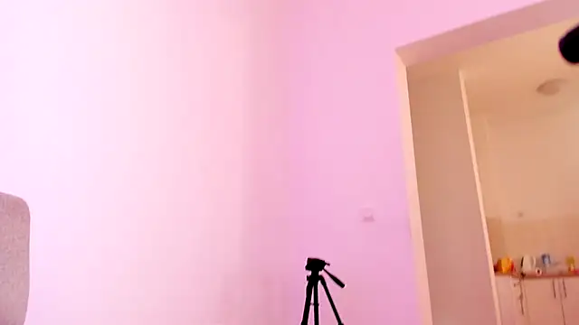 Kirana_Hayes webcam
