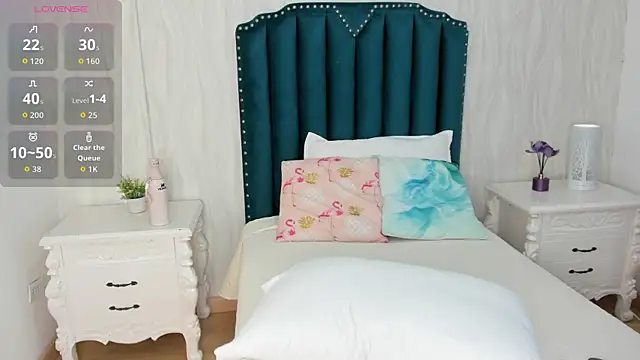 luna_bellucci young cam girl