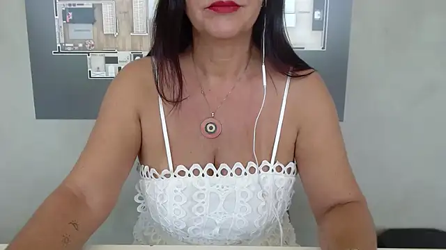 Lindagoddess75 webcam