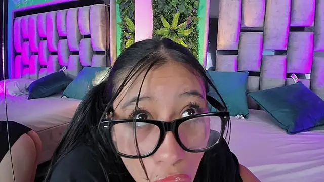 Emilye_rousee webcam