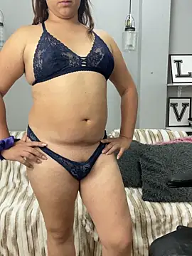 analia_01 (T young) - sexy wet kisses