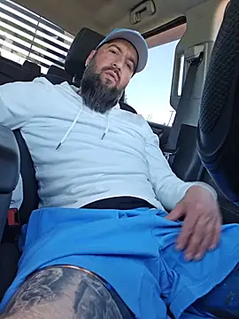 Beardedtattood webcam