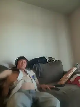 yourMasterisBored webcam