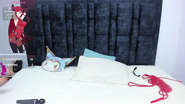 Aurora_Doll_ webcam