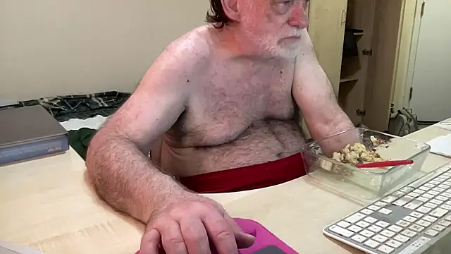 coach-karl live cam