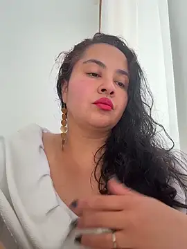 JadeBellee webcam