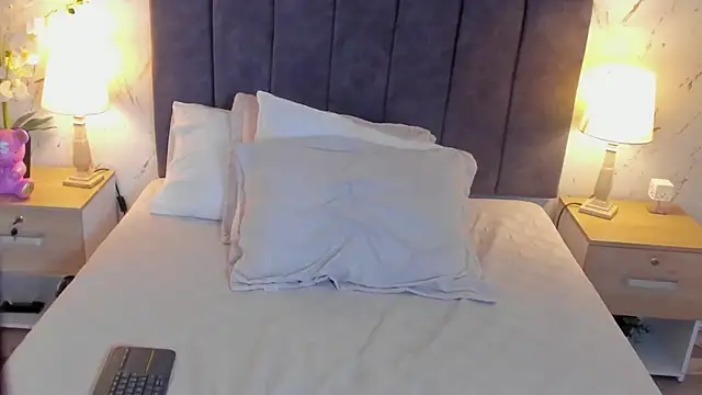 Emilly_Beaumont webcam