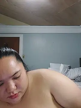 LianaCruzado webcam