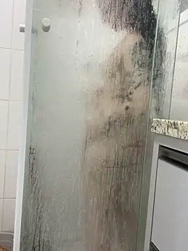 yumi-hot webcam