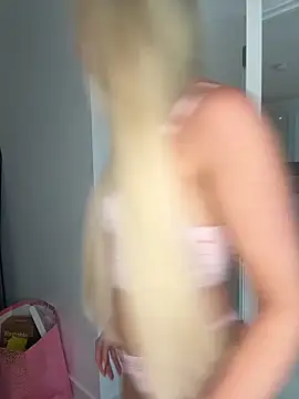 SexySaraxxoo