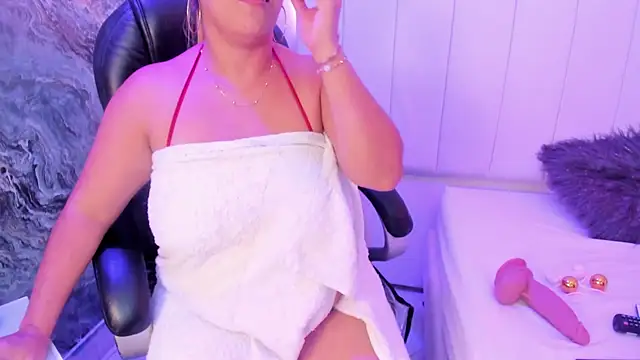 MHONIKBELUCCI webcam