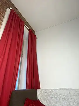 LovelyMiu webcam