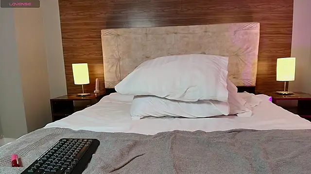 CamilaVelour webcam