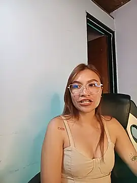 Leticia_Hinkley_ webcam