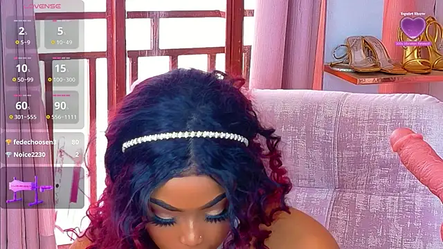 TiannahGlow webcam