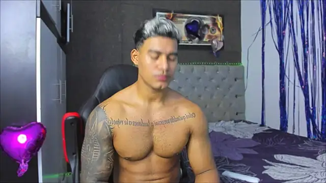 luigi_hot_ webcam