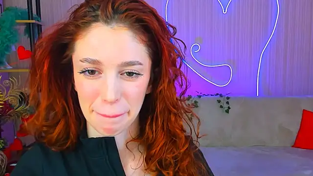 ChristinaConteeree webcam