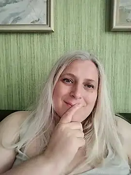 NyushaLollipop webcam