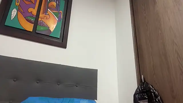 AbrilSantosxo webcam