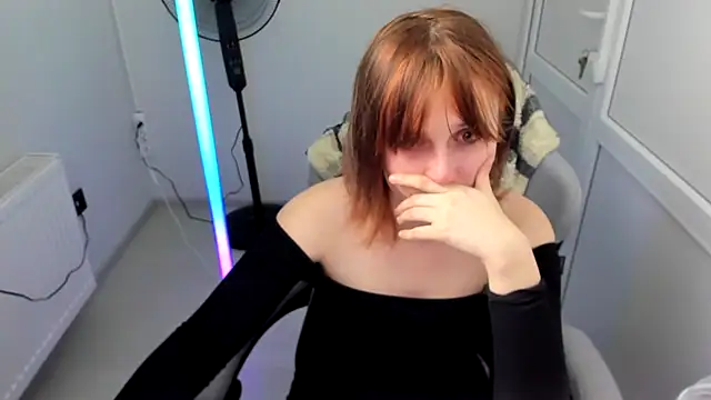 GoldenKiss webcam