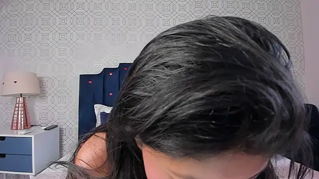 ashleythompson2025 webcam