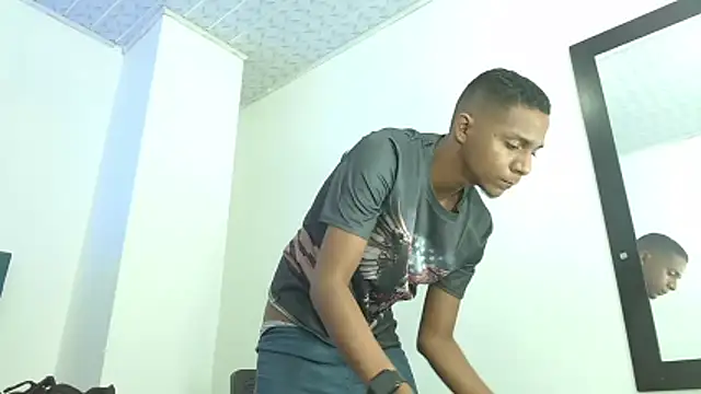 hotboyluxe live cam