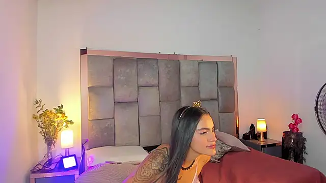 Astral_velvet webcam stripchat model stream image