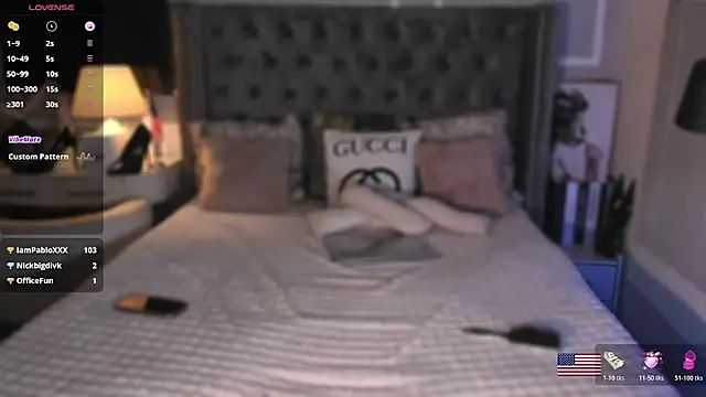 ZyraGoddes webcam