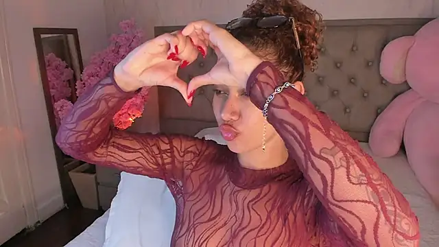 Sienna_brunette webcam