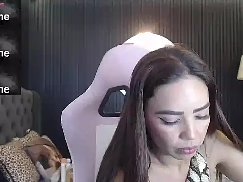 naomis_36 webcam