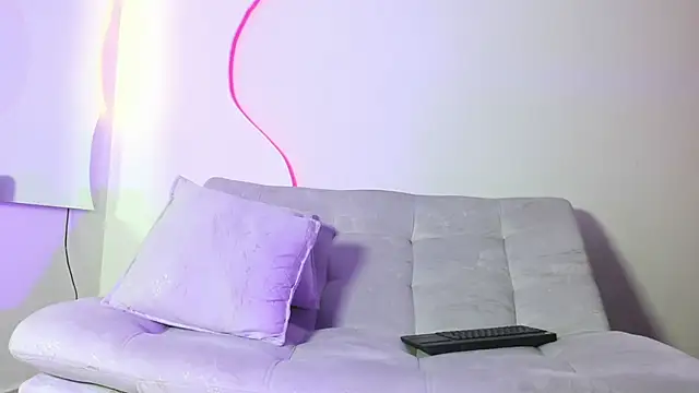 ArohomLester_ webcam