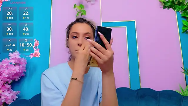 AriannaSins webcam