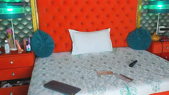 VallerieJones live cam