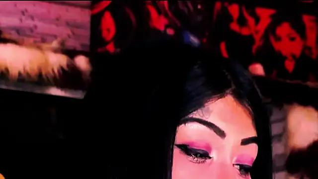 indian_dreamgirl webcam