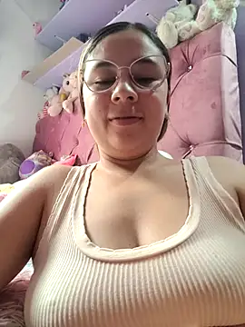 selena_gomez2 live cam