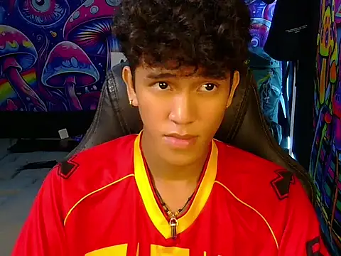 hugekenbigcock webcam