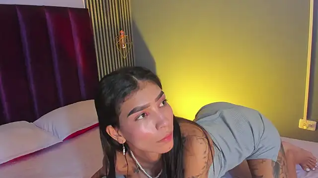 LauraAristizabal webcam