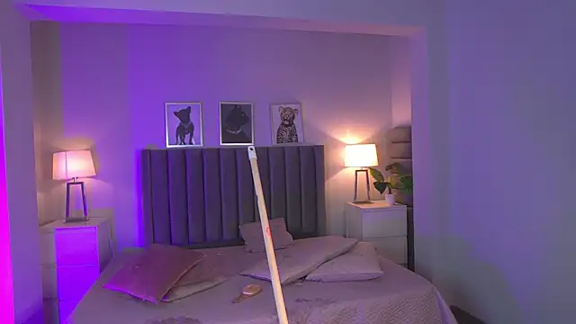 Madie__collins webcam