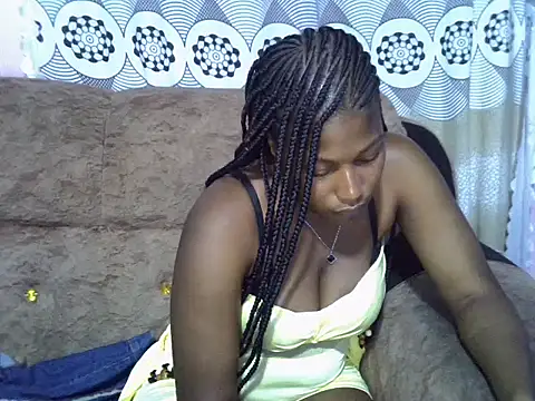 Eebony1 webcam
