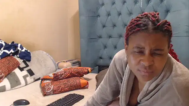 EbonyEssence webcam